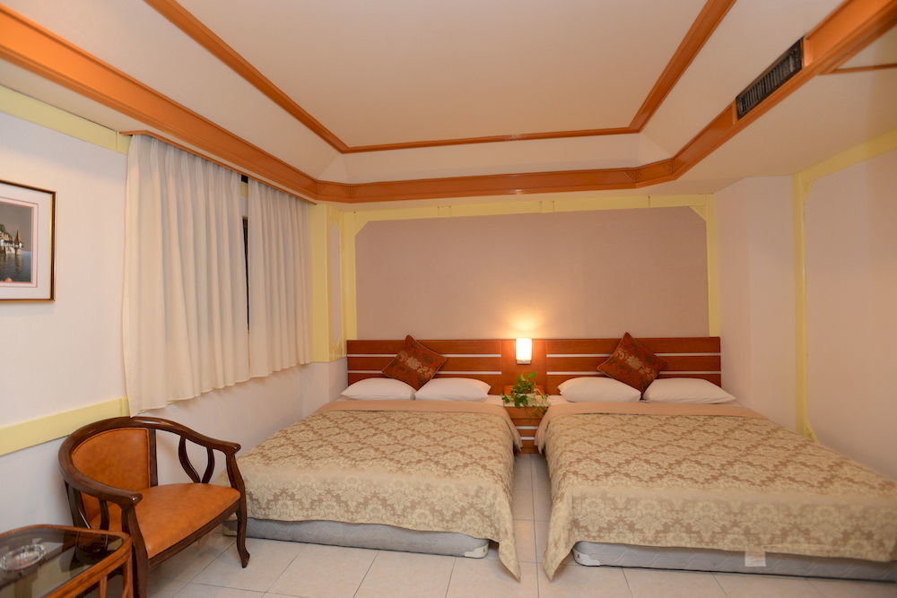 Hua Guo Hotel Keelung Esterno foto